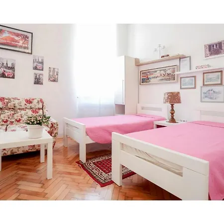Apartment And Fonty *